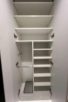 ＭＩＤ　ＴＯＷＥＲ　ＧＲＡＮＤ 