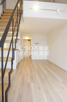 プライムメゾン方南町 