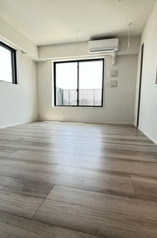 ドゥーエ日暮里 