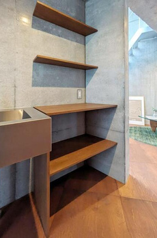 ＳＨＩＮＪＵＫＵ　ＮＥＷ　ＶＩＬＬＡ 