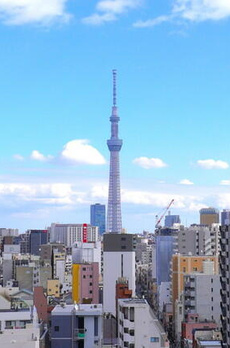 Ｂｒｉｌｌｉａ　ｉｓｔ　上野稲荷町 