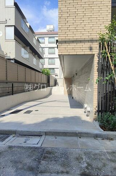 エクセルシオール新宿河田町 