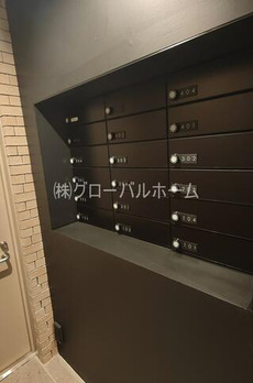 エクセルシオール新宿河田町 
