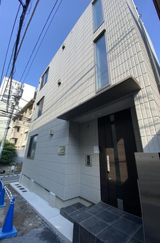 Ｃｏｌｌｉｎａ　Ｒｏｓｓａ　ＡＫＡＳＡＫＡ 