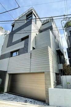 Ｔｈｅ　Ｎｉｓｈｉａｚａｂｕ　Ｓｅｉｇａ 