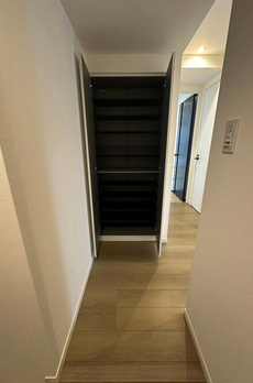 エストゥルース浅草 