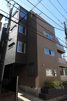 Ｉ．Ｄａｉｋａｎｙａｍａ 
