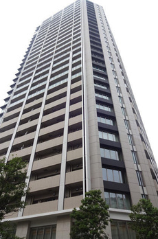 Ｂｒｉｌｌｉａ　ＴＨＥ　ＴＯＷＥＲ　ＴＯＫＹＯ　ＹＡＥＳＵ　ＡＶＥＮＵ 