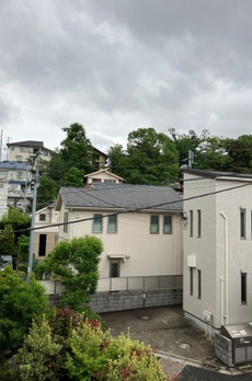 成城戸建 