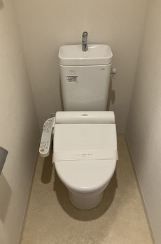 ＷＨＡＲＦ森下 