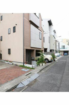 Ｕｅｈａｒａ　３　Ｈｏｕｓｅ 