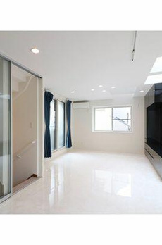 Ｕｅｈａｒａ　３　Ｈｏｕｓｅ 