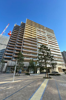 ＨＡＲＵＭＩ　ＦＬＡＧ　ＰＡＲＫ　ＶＩＬＬＡＧＥ　Ｃ棟 