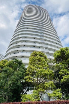 Ｍ．Ｍ．ＴＯＷＥＲＳ　ＦＯＲＥＳＩＳ－Ｒ 