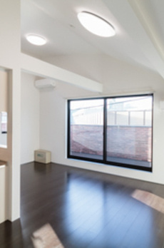 ＢＲＩＣＫ　ＨＯＵＳＥ 