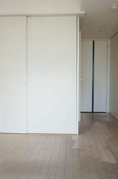 フォルム四谷外苑東 