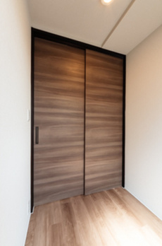 ＧＲＡＮＤＲＥＳＩＤＥＮＣＥ　ＡＳＡＧＡＹＡ 