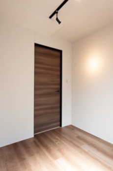ＧＲＡＮＤＲＥＳＩＤＥＮＣＥ　ＡＳＡＧＡＹＡ 