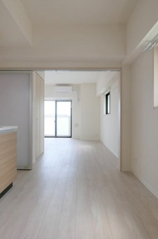 RYOGOKU STATION RESIDENCE 