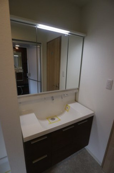 ミレニアムガーデンコート 
