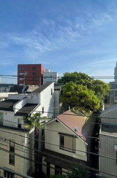 代々木上原アパートメント 