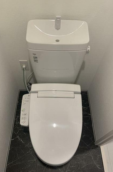クレストコート新宿山吹町 