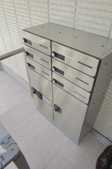 ＨＥＢＥＬ　ＳＨＩＭＯＫＩＴＡ 