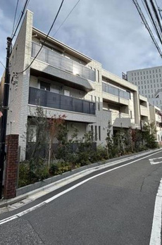 ＪＯＹ　ＧＡＲＤＥＮ　ＹＯＹＯＧＩ 