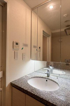 オープンレジデンシア南青山骨董通り 