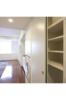 ＨＵＮＤＲＥＤ　ＳＴＡＹ　ＲＥＳＩＤＥＮＣＥ 
