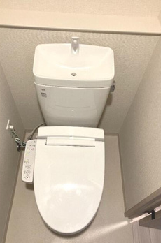 クリオラベルヴィ新富町 