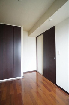 ＴＨＥ　ＫＯＳＵＧＩ　ＴＯＷＥＲ 