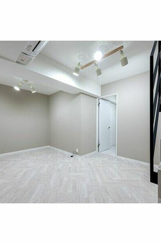 ＨＪ　ＰＬＡＣＥ　ＴＡＫＡＮＡＷＡ 