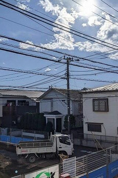 祖師谷４丁目３階建戸建 