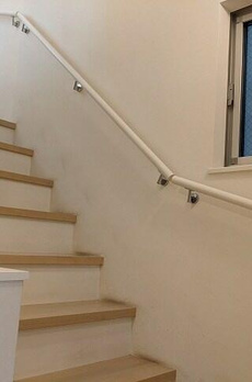 祖師谷４丁目３階建戸建 