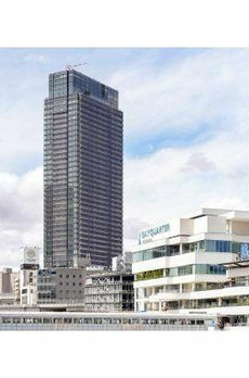 ＴＨＥ　ＹＯＫＯＨＡＭＡ　ＦＲＯＮＴ　　ＴＯＷＥＲ 