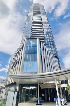 ＴＨＥ　ＹＯＫＯＨＡＭＡ　ＦＲＯＮＴ　ＴＯＷＥＲ 