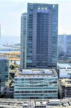 ＴＨＥ　ＹＯＫＯＨＡＭＡ　ＦＲＯＮＴ　ＴＯＷＥＲ 