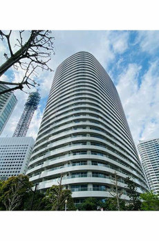 Ｍ．Ｍ．ＴＯＷＥＲＳ　ＦＯＲＥＳＩＳ－Ｒ 