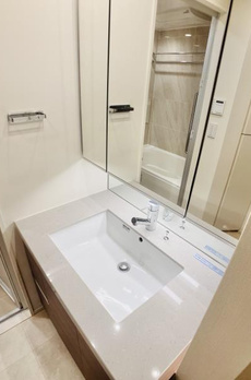 ＢｒｉｌｌｉａＴｏｗｅｒ上野池之端 