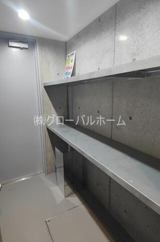 エクセルシオール新宿河田町 