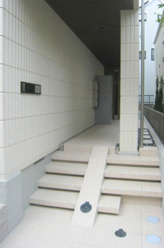 ＭＡＩＳＯＮ　ＭＵＳＡＳＨＩ 