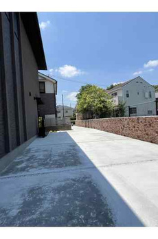 世田谷区成城９丁目戸建 