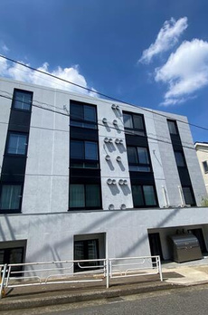 ＤＡＳＨ　ＬＩＶＩＮＧ　ＹＯＹＯＧＩ　ＵＥＨＡＲＡ 