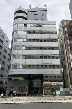 デュオ西新宿 