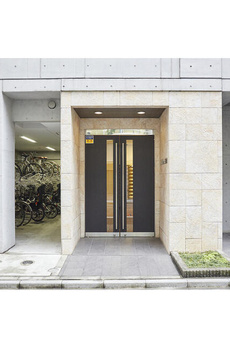 Ｌａ　Ｂｅｌｌｅ　三越前 