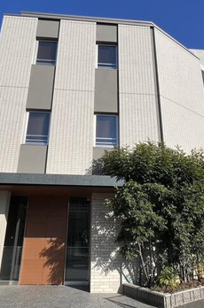 フレンシア学芸大学 