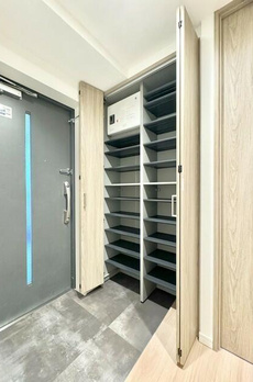 ＴＨＥパームス代々木上原コスモテラス 