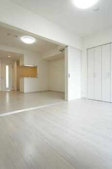 リブリ・グラン　関口 