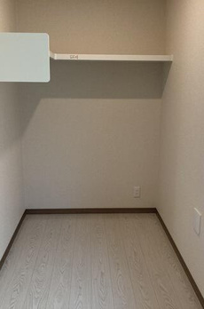 ラ　ファミーユ 
